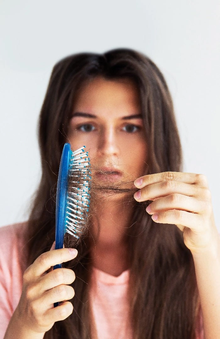 <strong>Crushed Tri-Leaf Rosemary Winter Hair Oil</strong> <br><i>Absolute Hairfall Control</i>