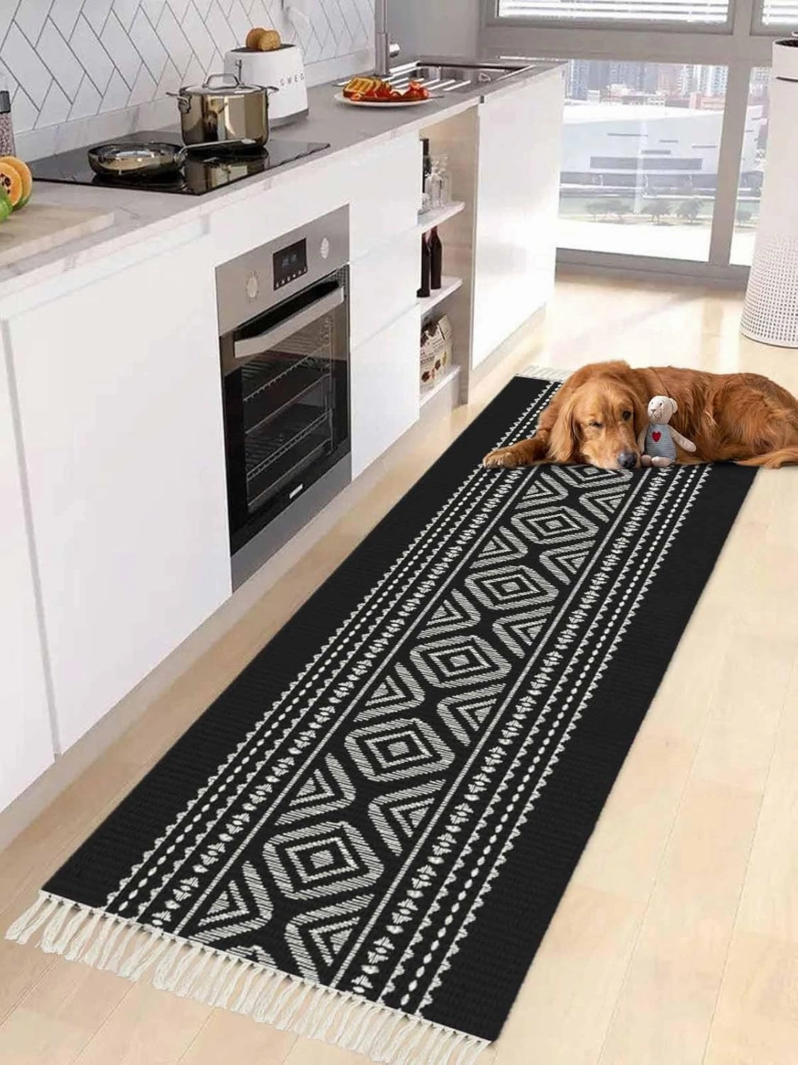 Black Boho Runner Rug 2X4 Ft Entryway Outdoor Indoor Mat, Washable Woven Throw Carpet with Tassel, Vintage Country Tribe Geometric Striped Non-Shedding Hallway Bath Mats