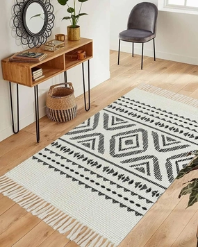 Black Boho Runner Rug 3X5 Ft Bedroom Area Rug, Washable Woven Throw Carpet with Tassel, Farmhouse Tribe Ethnic Geometric Stripes Non-Shedding Dining Room Living Room Carpets