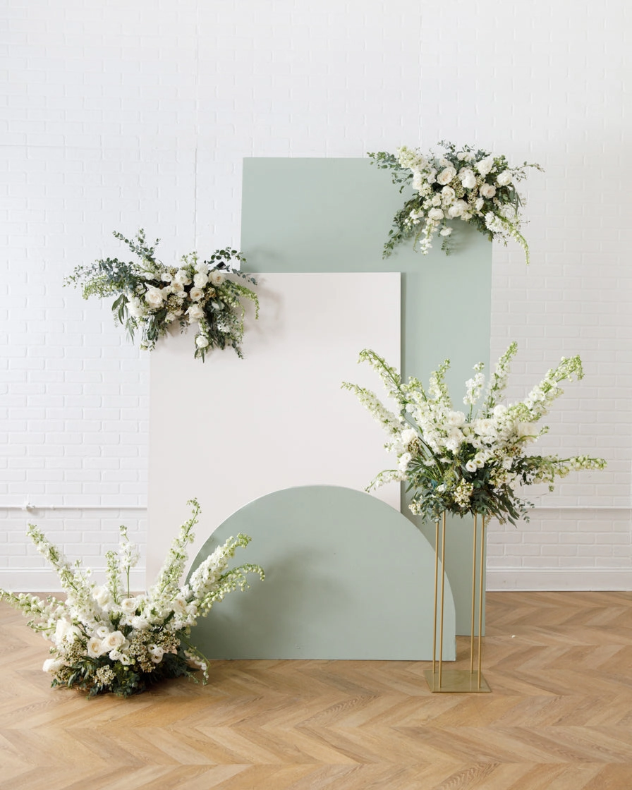 Blushing - Allaina Panel with Floral Arrangements