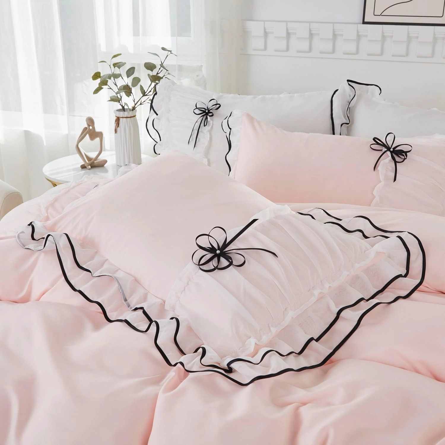 Duvet Cover Set Ruffle Lace Beddding Set with Bowtie 3 Pieces Comforter Cover Set with Zipper Closure, Girl Bedding French Country with 2 Pillowcase - Light Pink, Full