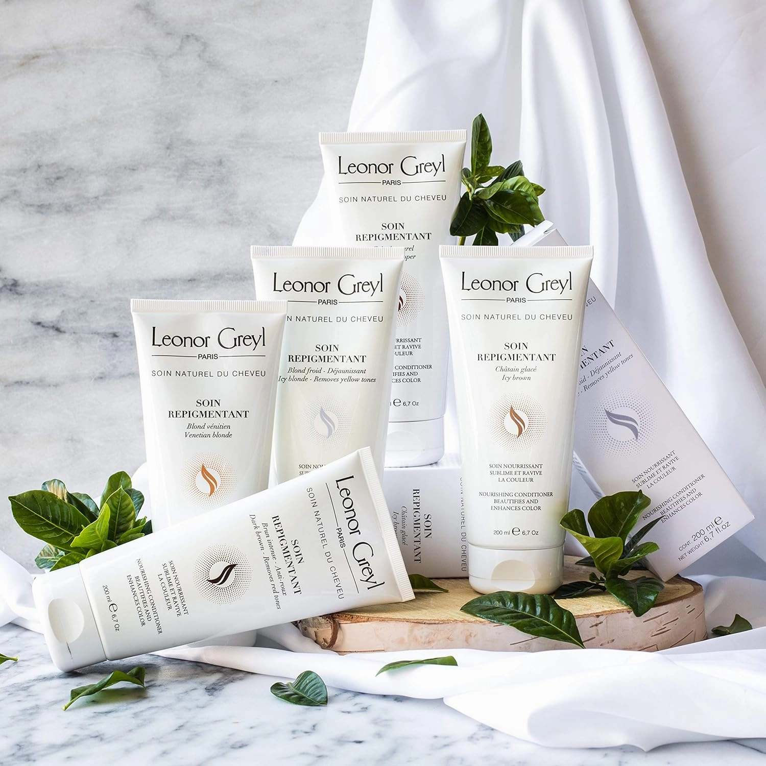 Leonor Greyl Paris Soin Repigmentant Color-Enhancing and Nourishing Conditioner