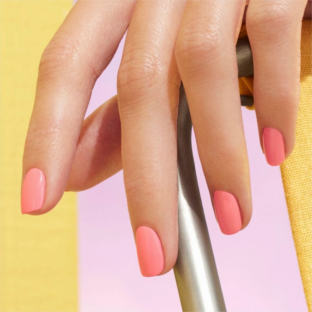 Manucurist Green Flash LED Pastel Pink Pop Gel Nail Polish - Vegan, 12-Free, Plant-Based Gel Polish - Strengthens and Protects the Nail - Gel Nail Polishes Gel Polish - Made in France - 0.5 fl oz