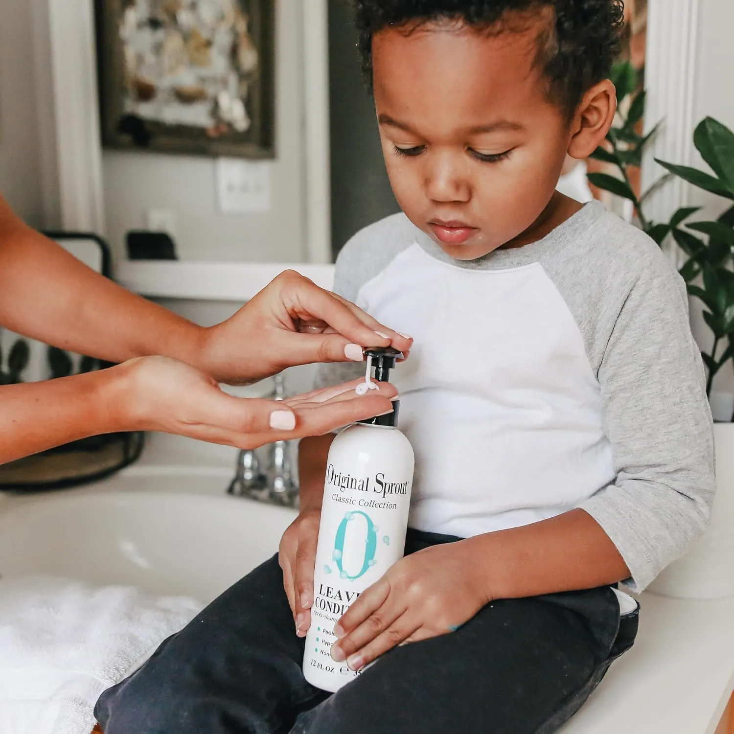 Original Sprout Leave-In Conditioner, Lightweight Moisturizing Conditioner for Dry & Damaged Hair, Detangles, Tames Frizz & Adds Shine, Vegan, Sulfate Free, Safe for Kids & Adults, 12 fl oz