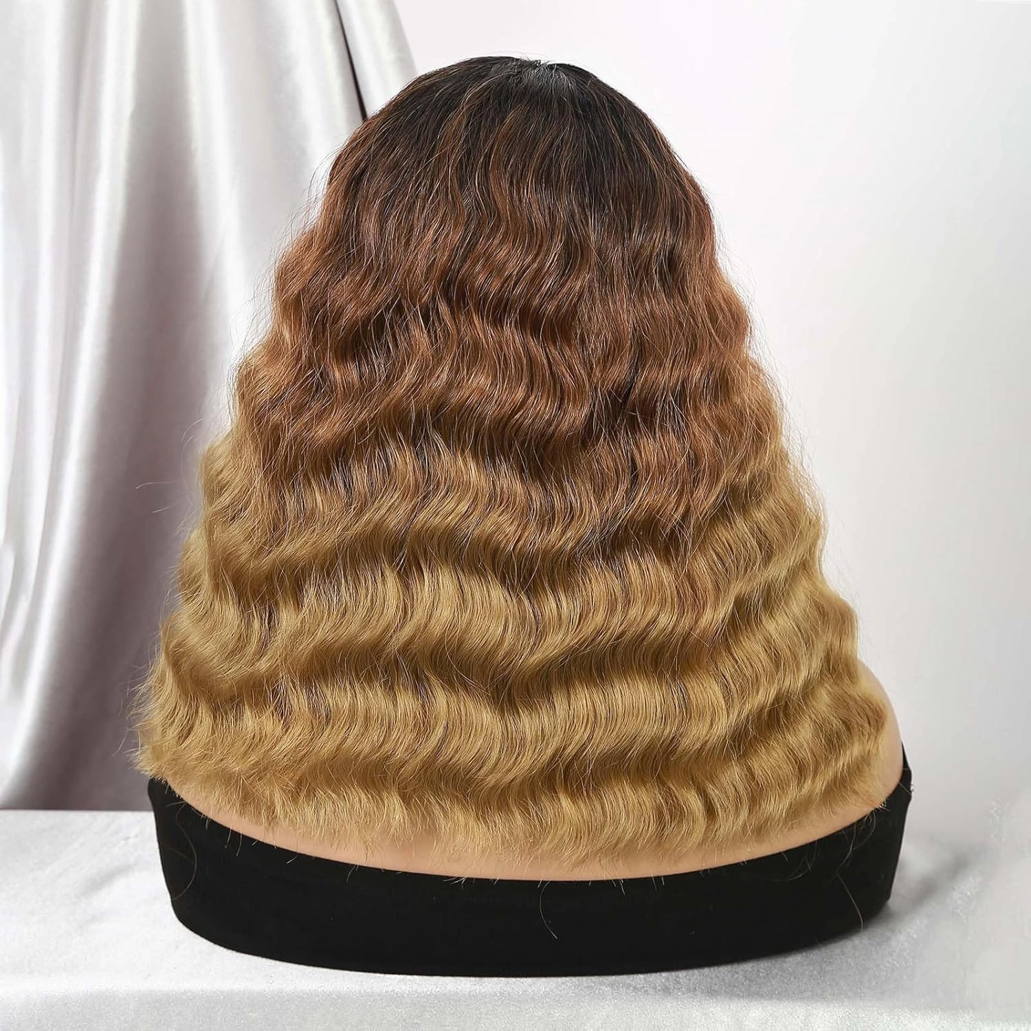 Quantum Love V part Curly Wavy Wigs Short Bob Loose Curly Wig Wear And Go Synthetic Glueless Ombre Brown Blonde Wig 14 Inches