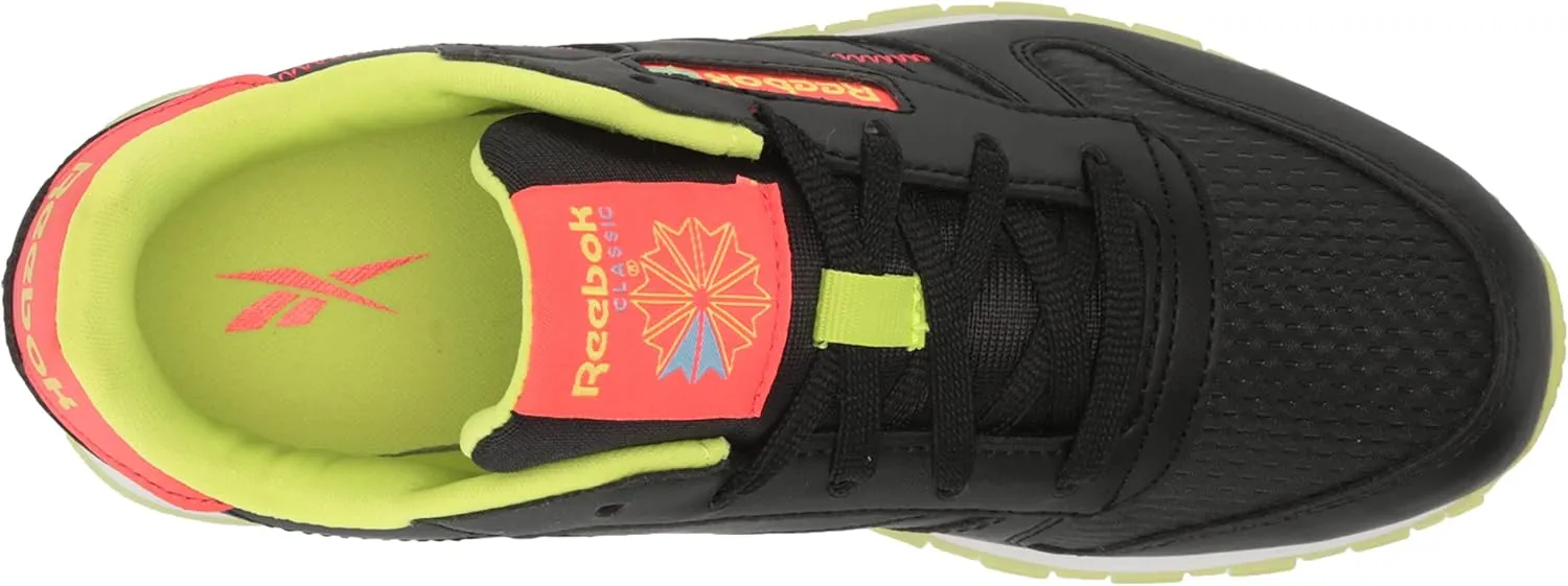 Reebok Unisex-Child Classic Leather Step N Flash Light Up Sneaker