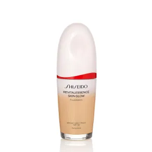 Shiseido RevitalEssence Skin Glow Foundation SPF 30, 320 Pine - Buildable, Medium Coverage - 24-HR Hydration & 12-HR Wear - Transfer, Crease & Fade Resistant - Non-Comedogenic - All Skin Types