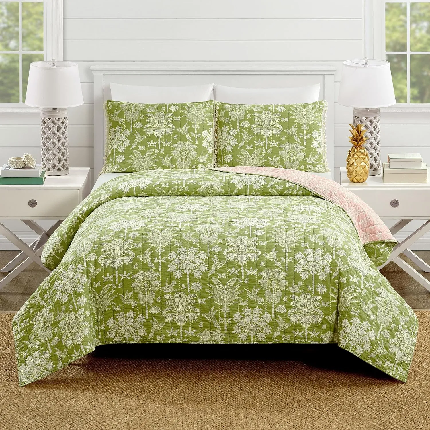 Spartina 449 Queenie Palm Royale Reversible Quilt and Pillow Sham Set, 3-Piece All Cotton Tropical Lightweight Quilted Bedding Set - Full Queen Size, Green/Pink