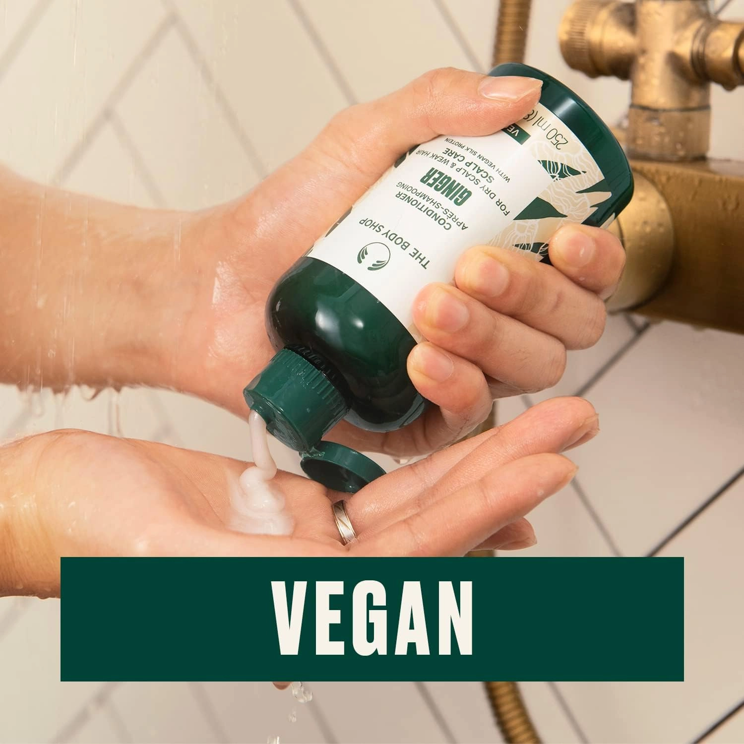 The Body Shop Ginger Scalp Care Conditioner – For Dry Scalp & Weak Hair – With Vegan Silk Protein – 250ml