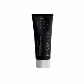 Volume Conditioner - Moisturizes hair - Enhances elasticity, manageability, shine - Reduces brittleness and hair breakage - Helps to reduce the effects of hair thinning - Promotes, stronger, and healthier-looking hair - 200 ml / 6.8 fl. oz
